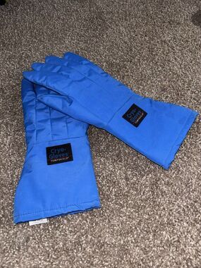 New Certified Tempshield Cryo 2 Gloves (1 pair) Mid-Arm Length